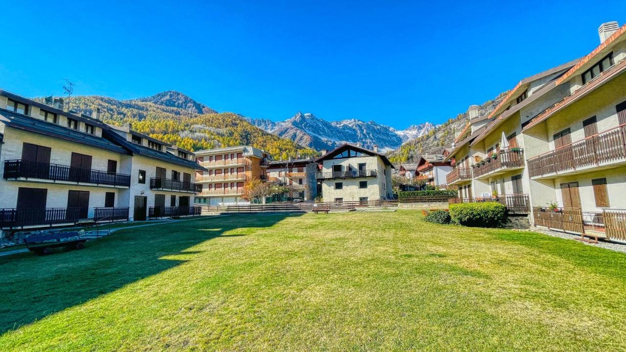Appartamento Orsa Maggiore - Affitti Brevi Italia Bardonecchia Bagian luar foto